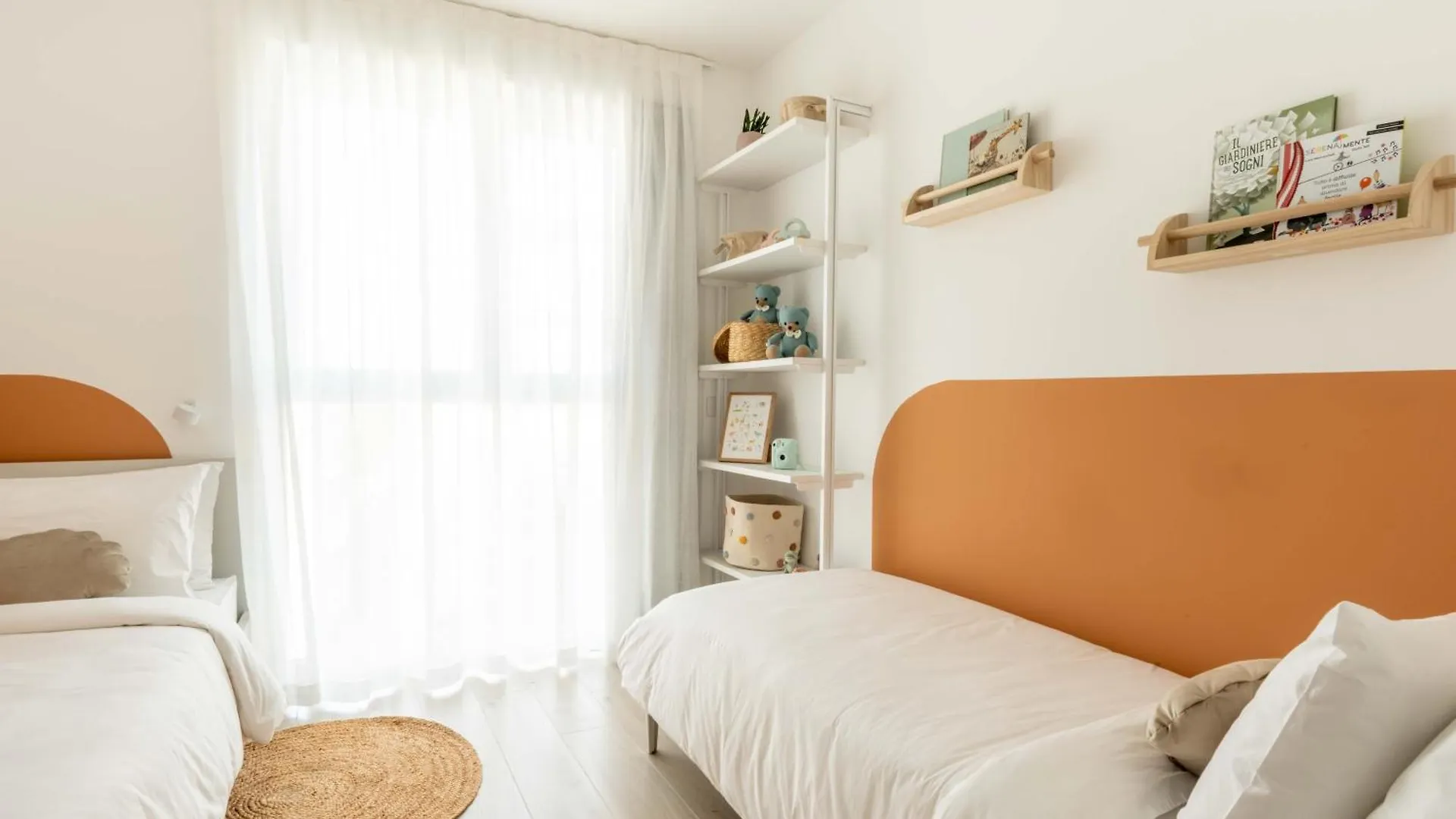 Vibra Larimar Apartment Lido di Jesolo 0*,  Italy